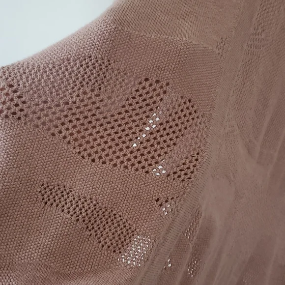 Lululemon Find Your Light Wrap - Picture 9 of 12